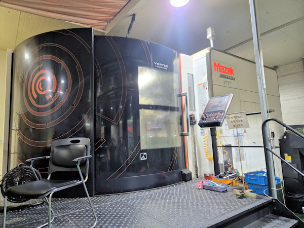 2016 Mazak Vortex i-800V/8S